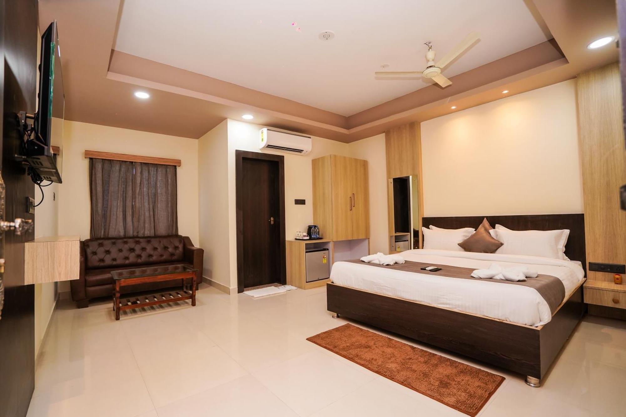 Hotel Middleton Nxt Bhubaneswar Esterno foto